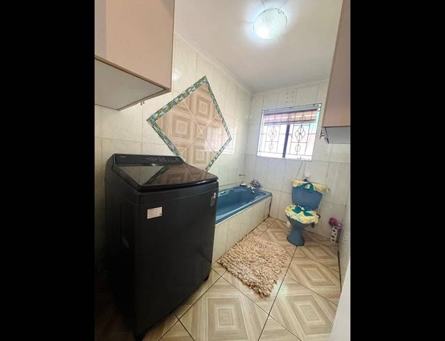 3 BEDROOM HOUSE FOR SALE IN PROTEA GLEN